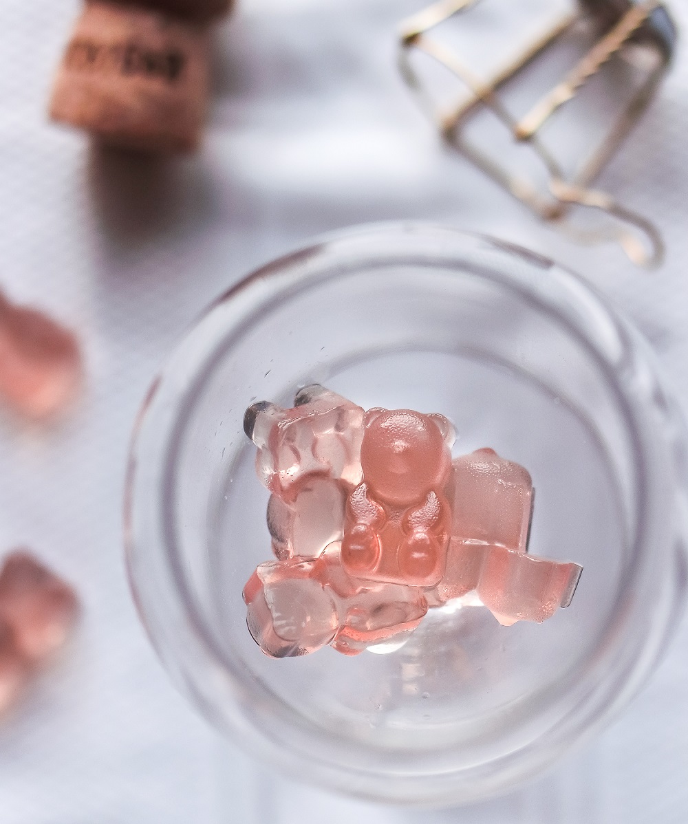 How to Make Champagne Gummy Bears