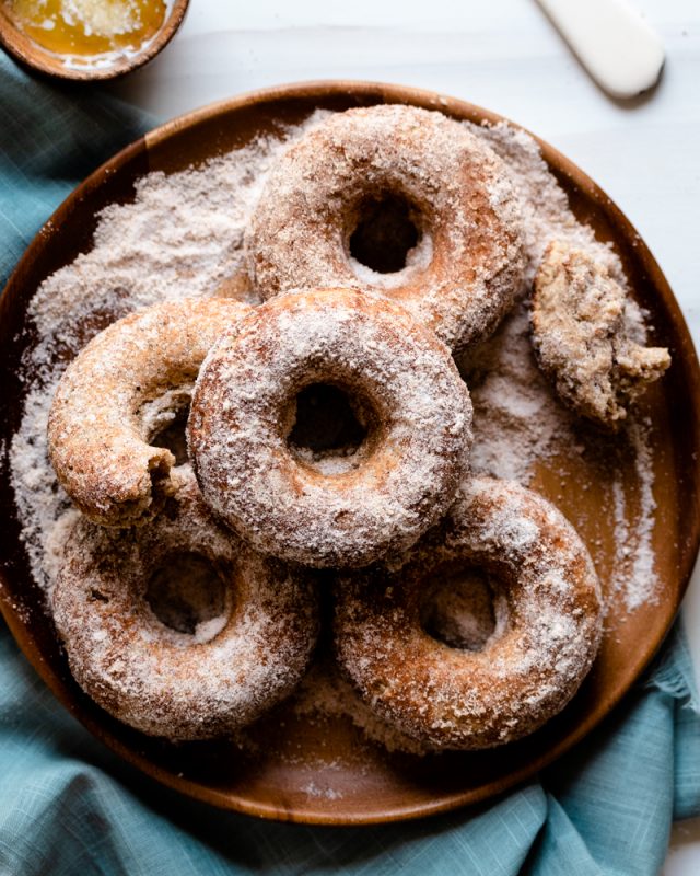 Baked Apple Cider Donuts {Keto Friendly & Gluten Free} - Inspector Gorgeous