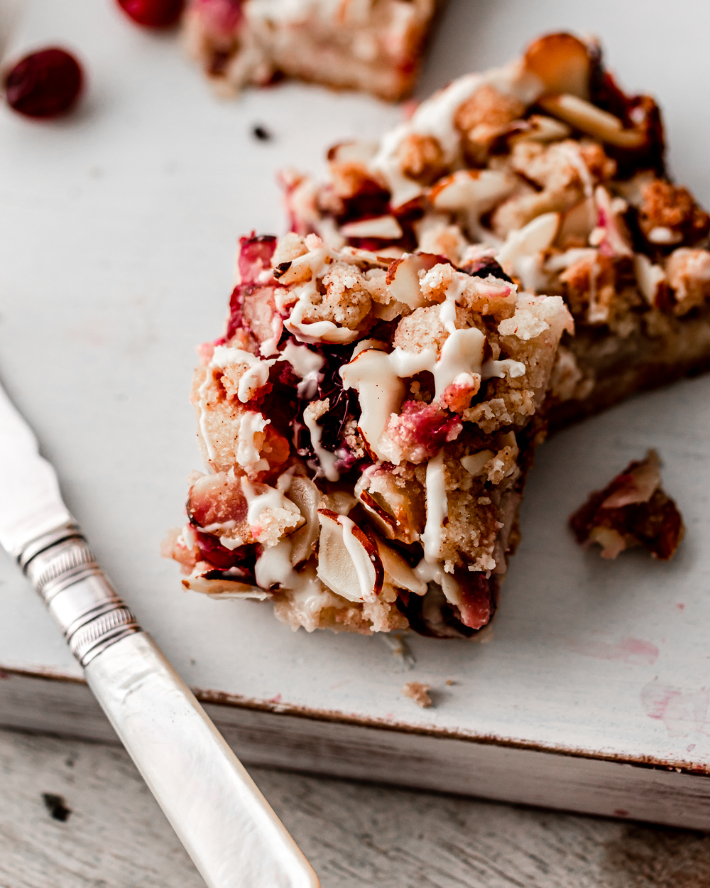 Keto Cranberry Pear Crumb Bars {Gluten Free!} - Inspector Gorgeous